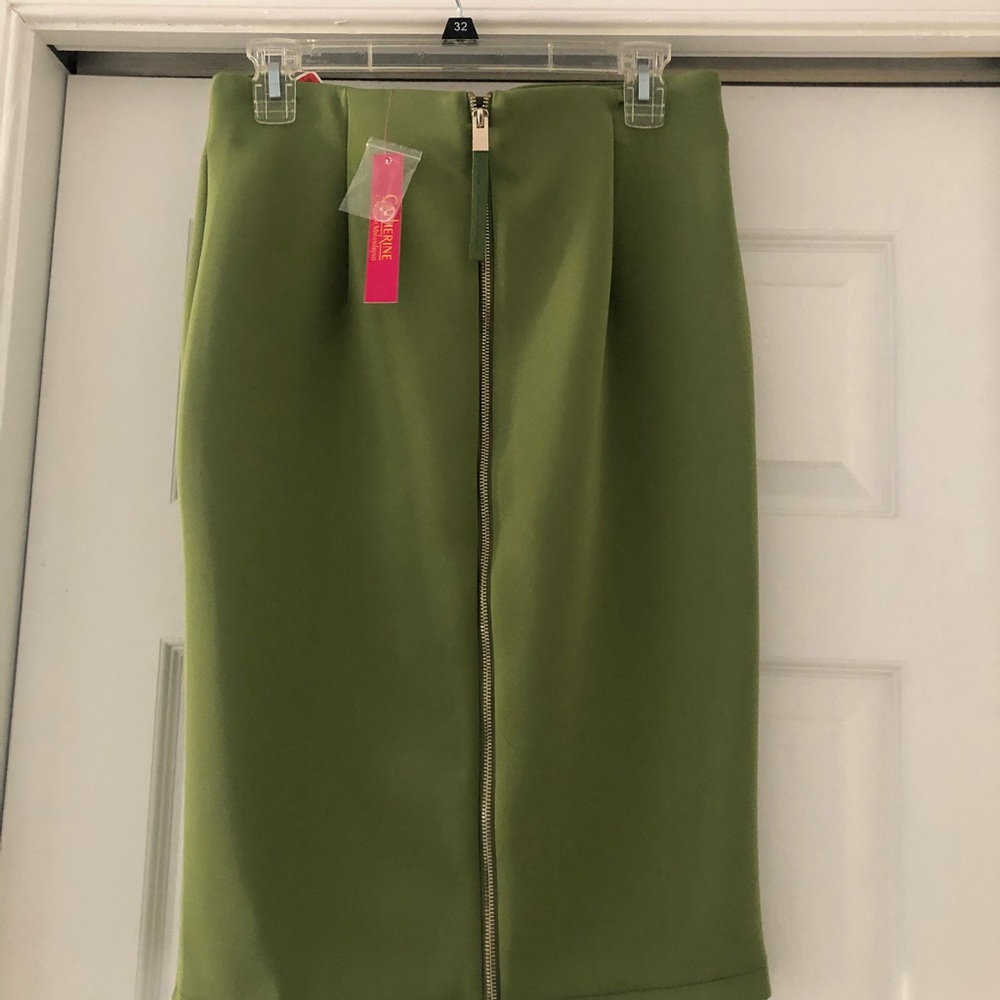 *NWT* Back Zippered Pencil Skirt by Catherine Malandrino